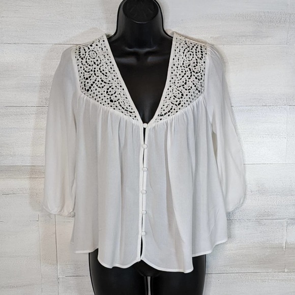 Skies Are Blue Loose, Flowy White Crop Top with Crocheted Top Size S - Picture 1 of 5